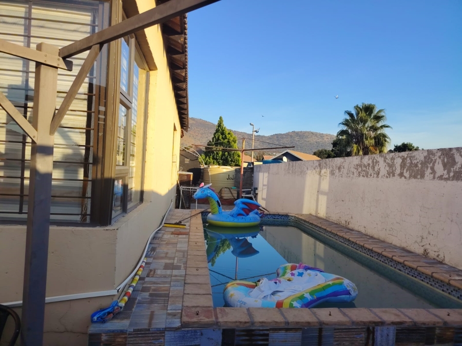 3 Bedroom Property for Sale in Tlhabane West North West